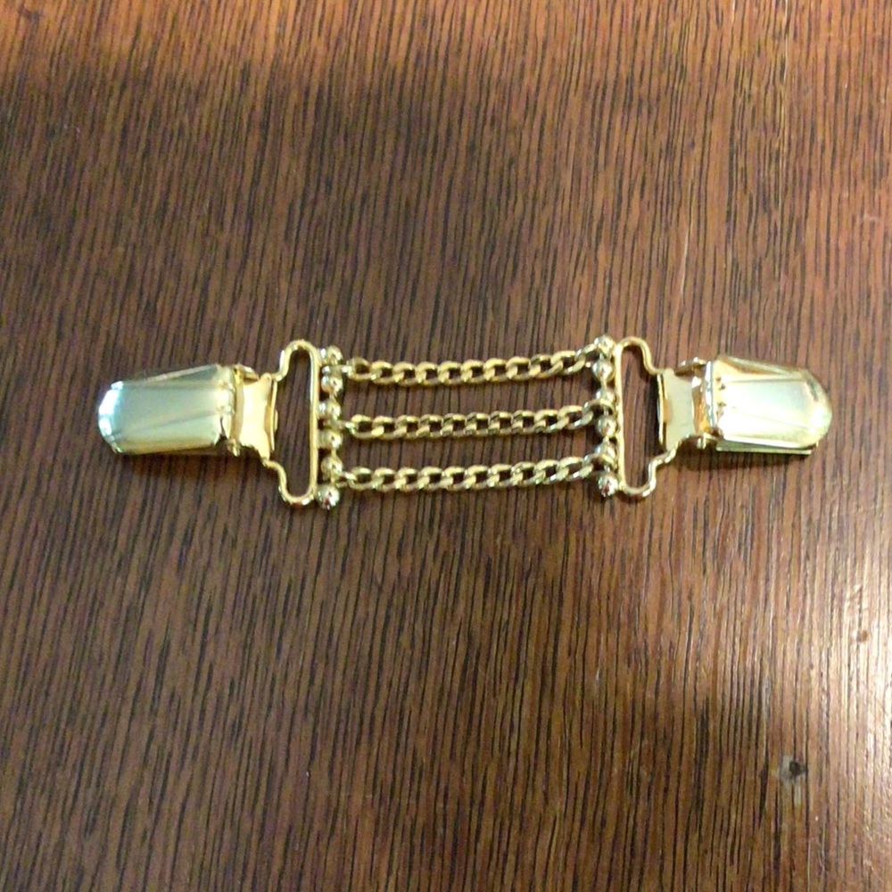 Sweater Clip